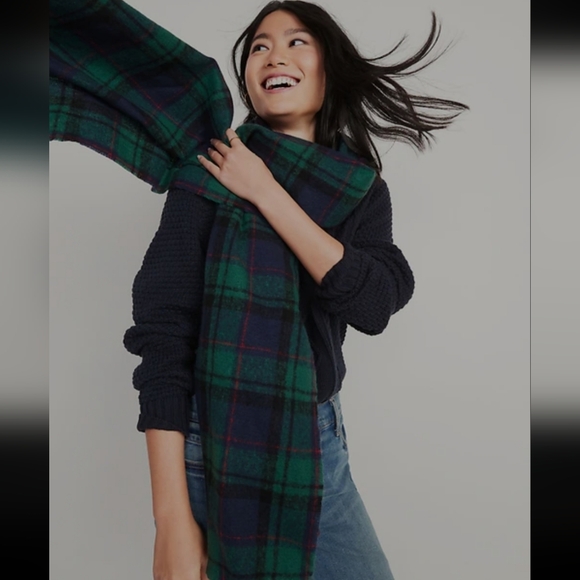 Plaid Fringe Scarf Wrap New In Package Navy, red, white, Soft 13" X 70" - Picture 10 of 10